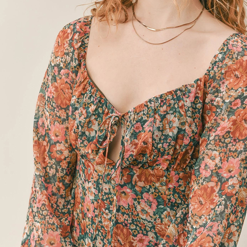 hongfeng offers elegant maternity dresses with delicate floral patterns for stylish mothers-to-be.